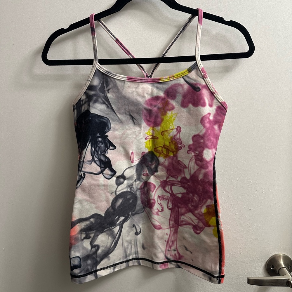 Women’s Lululemon racerback workout top in unicorn tears Print